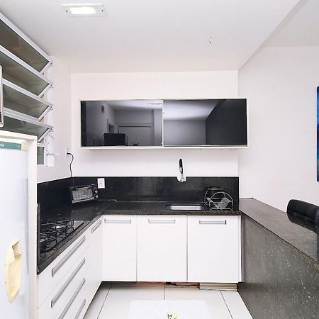 Studio moderno com vista lateral para o mar na quadra da praia em Copacabana! Rio de Janeiro Exterior foto